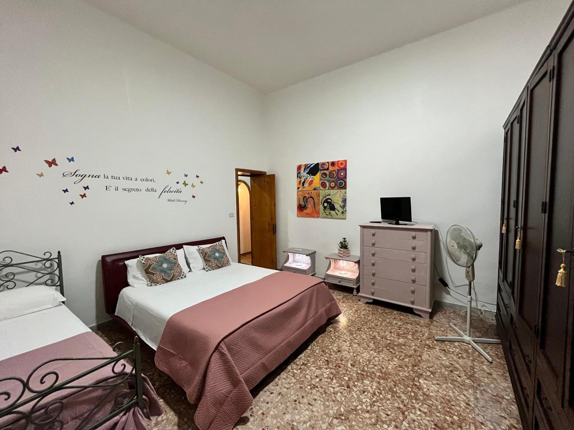 Ercoles House Apartment Brindisi Bagian luar foto